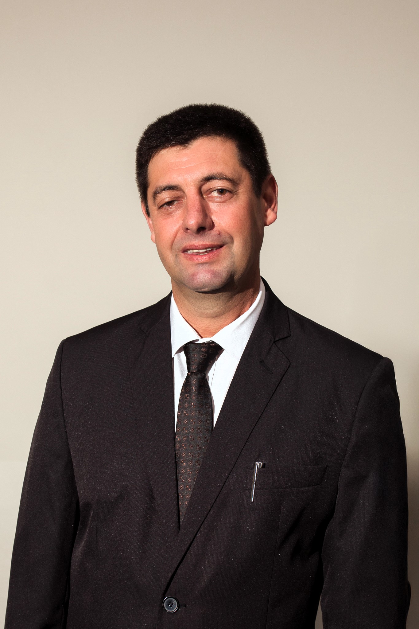 ROBERTO GUELERE 